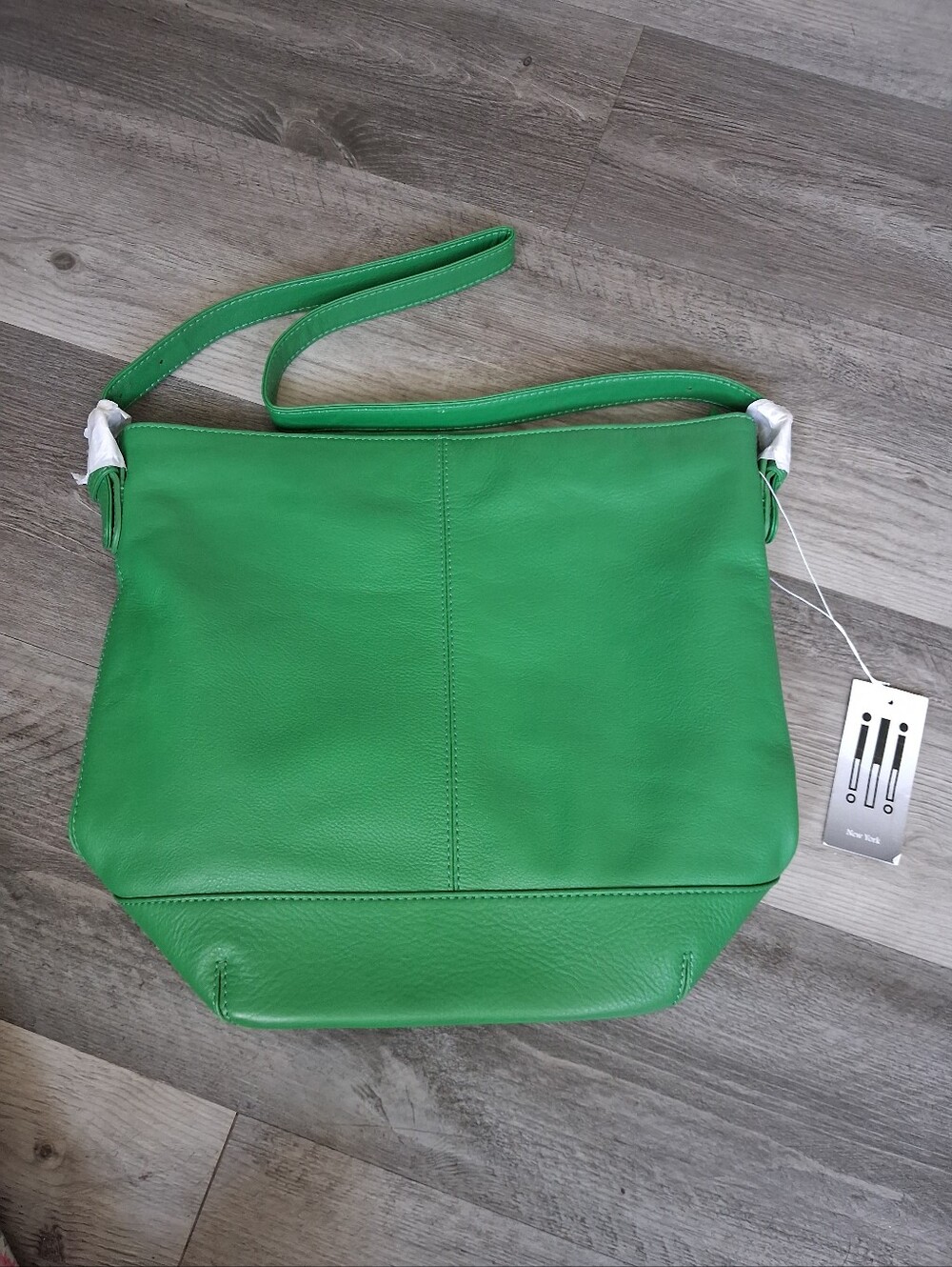 Ili Green Leather Crossbody Bag